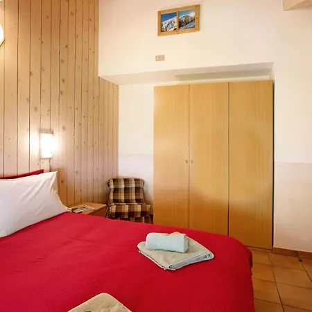 Lorenza 3 Baite Giotto Apartment Livigno